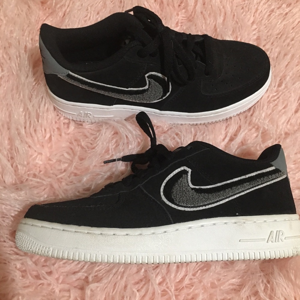 Nike airs